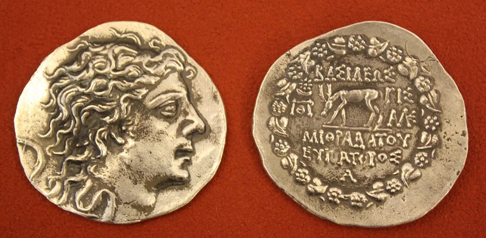 Ancient coins with engravings of Mithridates VI.